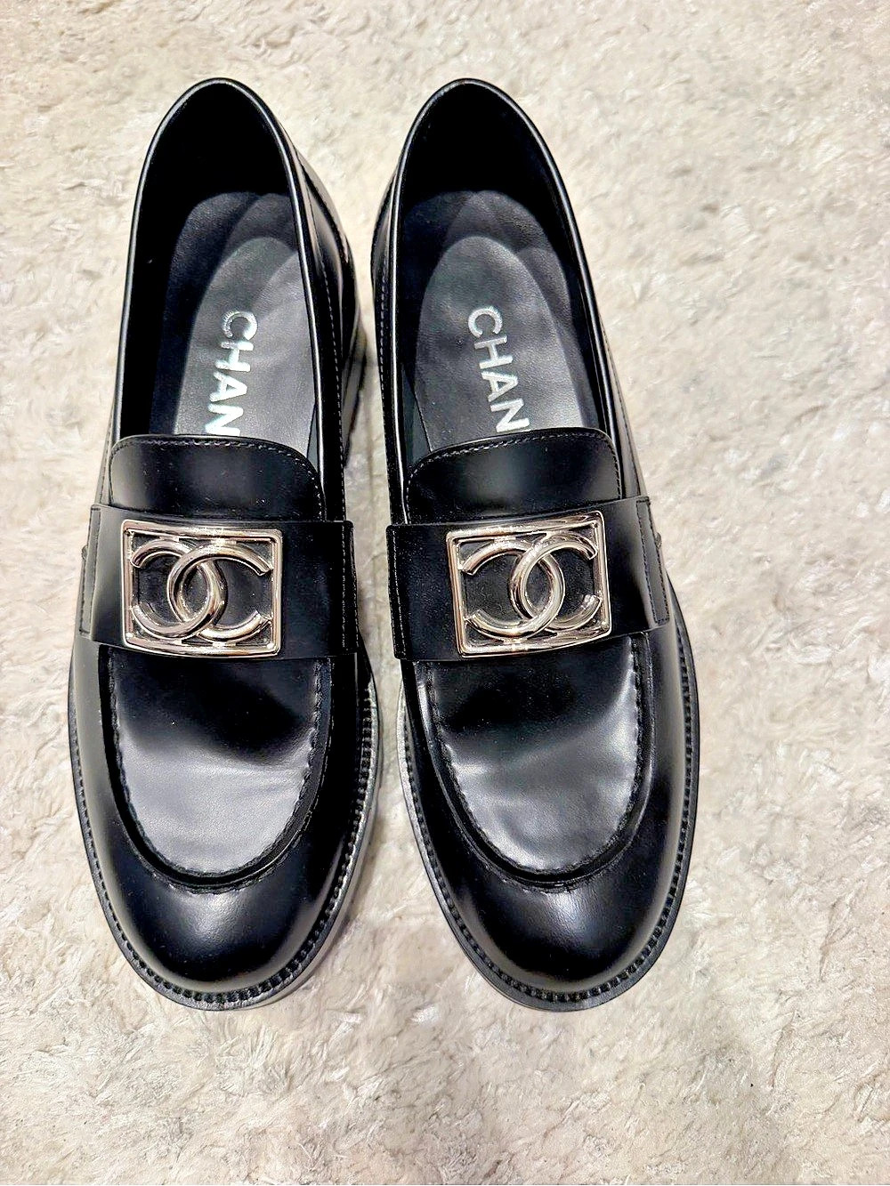 CHANEL CC-mark Loafers in Black Like New - Picture 5 of 5